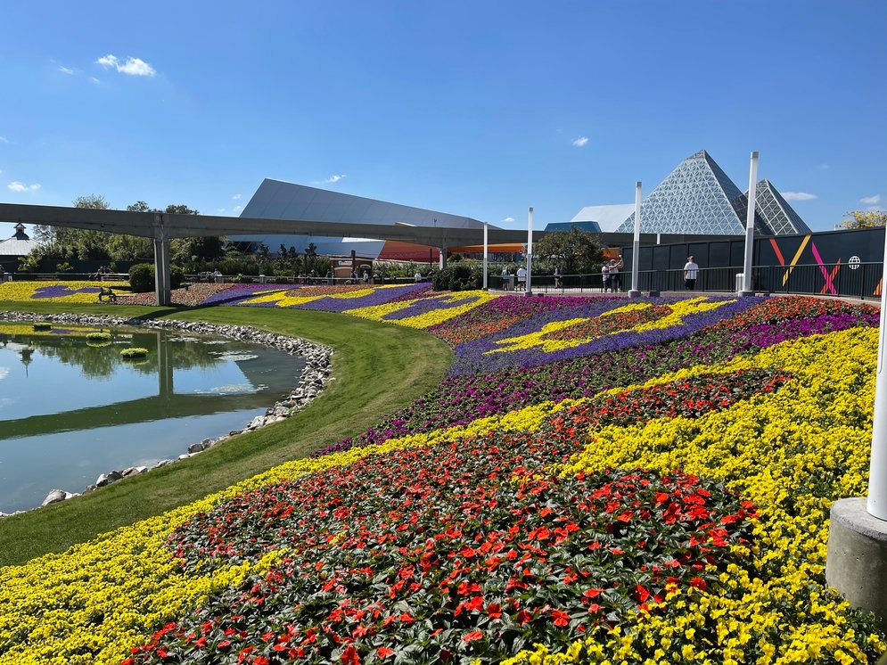 let’s-take-a-flower-&-garden-festival-sneak-peek-tour-of-epcot!