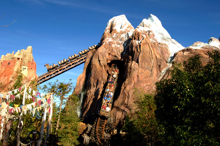 Animal Kingdom's Expedition Everest in the News. Early Re-Opening, Changes, & Guests Face the Yeti! Oh My! Tips 3