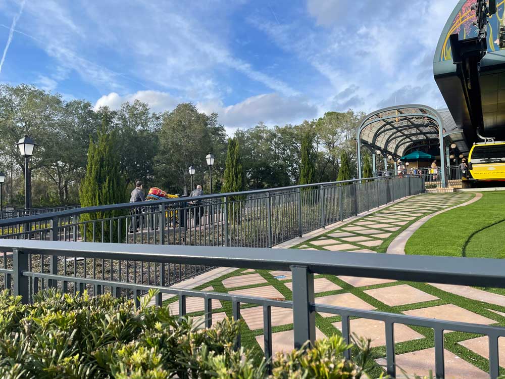 Disney Skyliner Closed 02