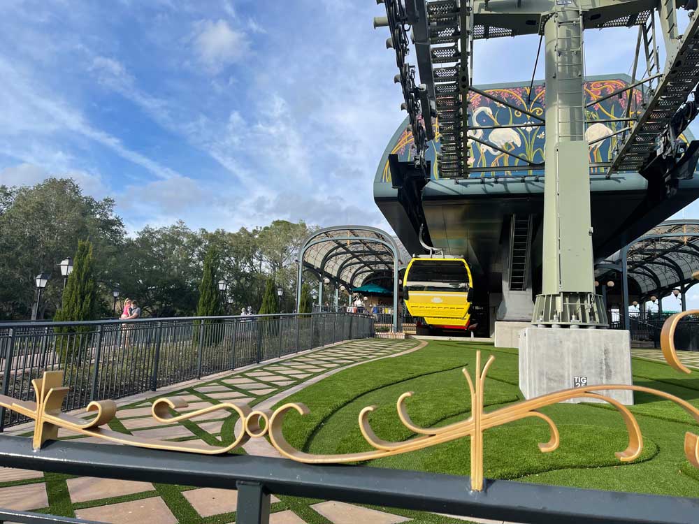 Disney Skyliner Closed 04
