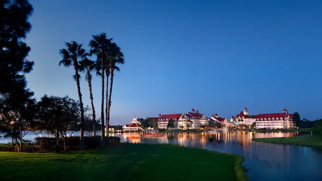 Our Top 5 Disney Date Night Ideas Resort Edition Tips 3