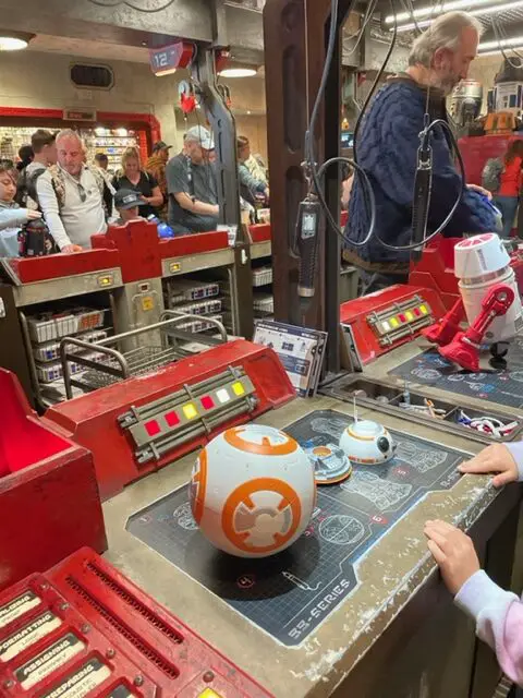 Droid Depot: Everything You Need To Know Hollywood Studios 13