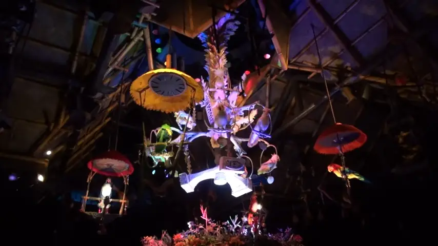 Walt Disney's Enchanted Tiki Room 3